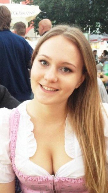 На чемпионате в Зальцбурге по прыжкам в воду в национальных костюмах (28 фото) На чемпионате в Зальцбурге по прыжкам в воду в национальных костюмах (28 фото)