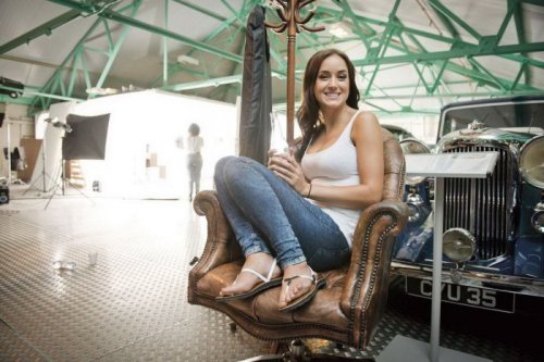 Горячие девочки на съёмках Hot Shots Calendar 2014 (27 фото)