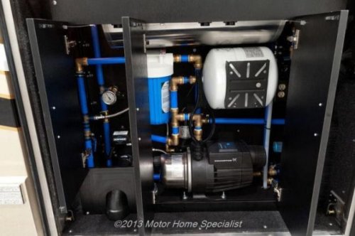 Роскошный дом на колёсах "Оазис" (33 фото)