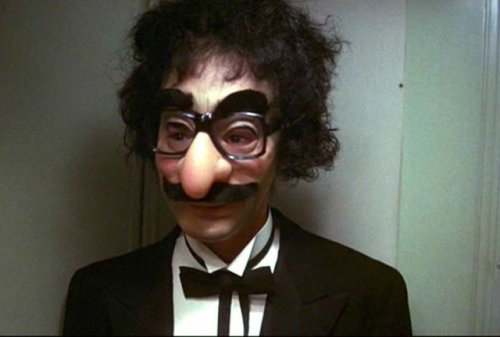 Самые жуткие маски в кино (24 фото)