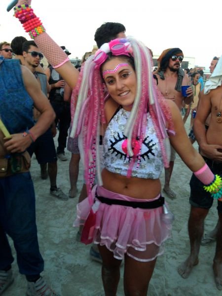 Участницы и участники фестиваля Burning Man (36 фото) Участницы и участники фестиваля Burning Man (36 фото)