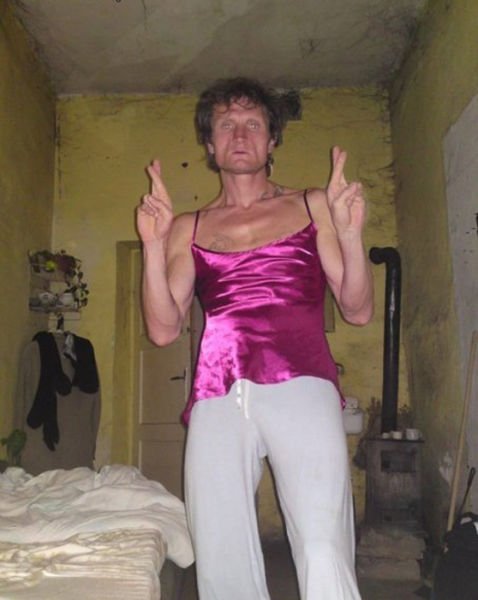 Чудаки и глЯмурные красотки из соцсетей (38 фото) Чудаки и глЯмурные красотки из соцсетей (38 фото)