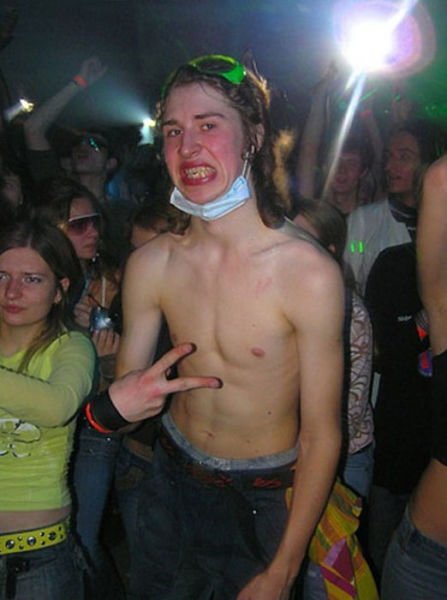 Клабберы на ночных тусовках (29 фото)
