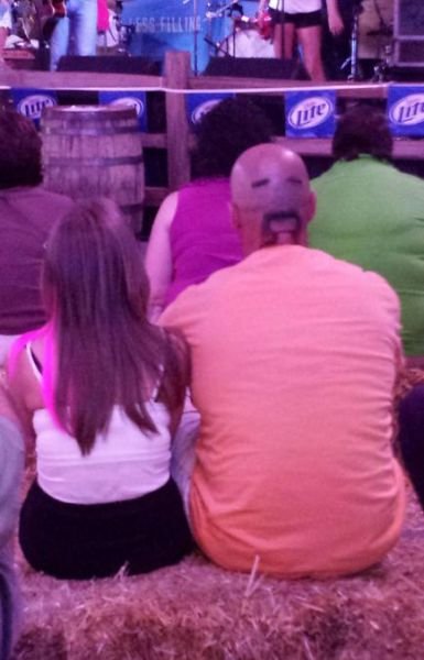 Новую стрижку не желаете? (26 фото)