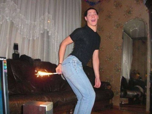 Чудаки и глЯмурные красотки из соцсетей (38 фото)