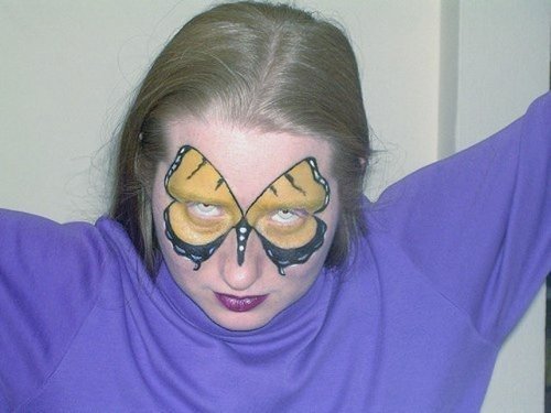 Чудаки и глЯмурные красотки из соцсетей (38 фото)