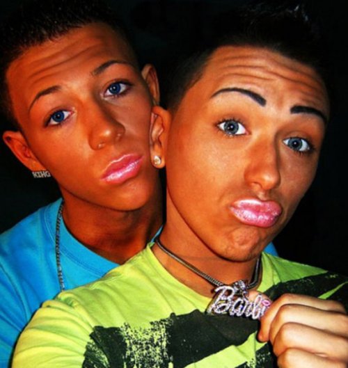 Клабберы на ночных тусовках (29 фото)