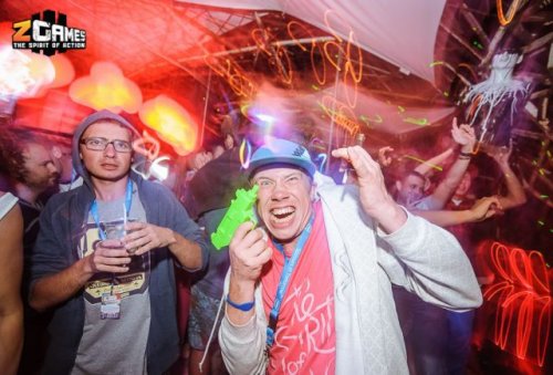 Клабберы на ночных тусовках (29 фото)