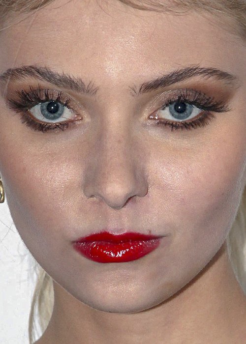 Лица знаменитостей крупным планом (30 фото) Лица знаменитостей крупным планом (30 фото)