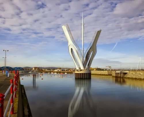 10 Великолепных разводных мостов