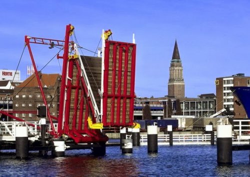 10 Великолепных разводных мостов