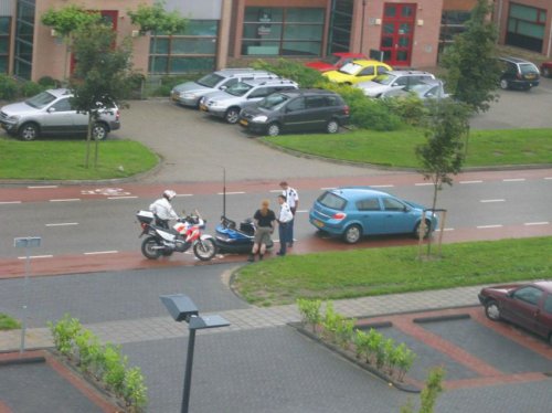 Фотоприколы на автотематику (28 фото)