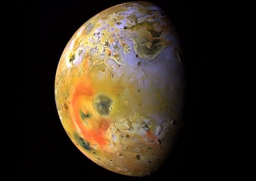 Топ-10 Самых интересных &laquo;непланетных&raquo; объектов Солнечной системы