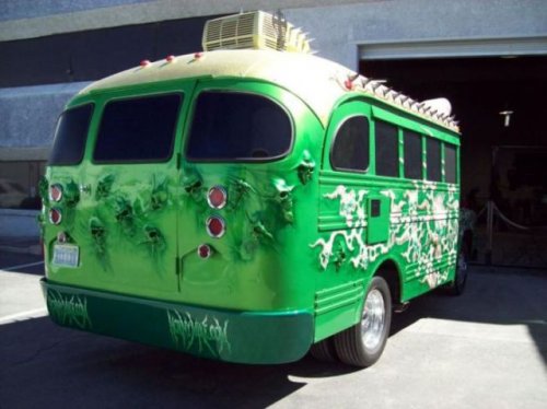 Фотоприколы из мира автомобилей (33 фото)