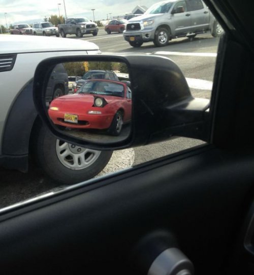 Фотоприколы из мира автомобилей (33 фото)