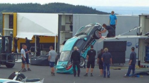 Фотоприколы из мира автомобилей (33 фото)