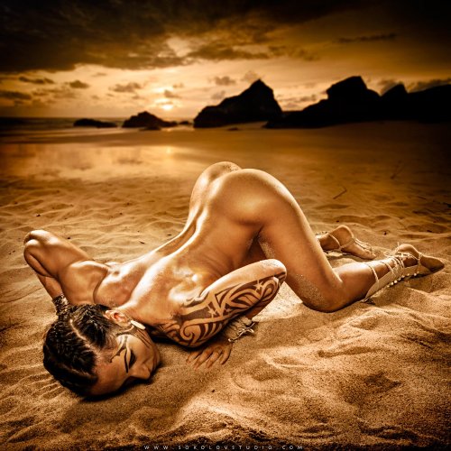 Карина Акмес в фотосессии Александра Соколова (13 фото)