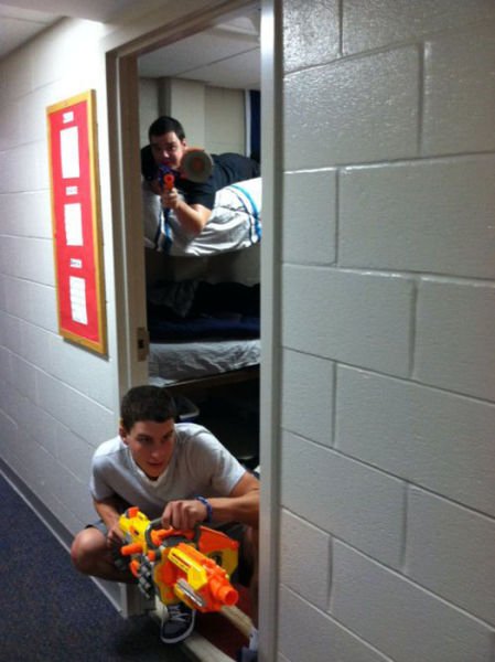 Весёлые студенческие годы (29 фото) Весёлые студенческие годы (29 фото)