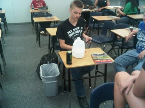 Топ-10: Нелепые «А вам слабо?», связанные с едой