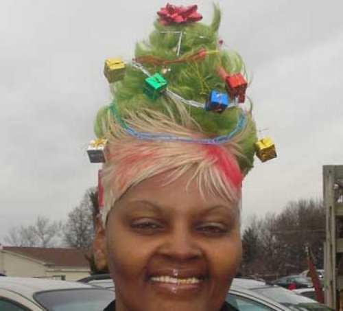 Новогодняя атмосфера в прикольных картинках (22 фото)