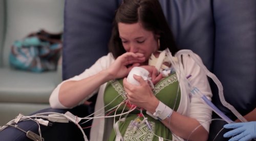 О волшебной силе материнской любви (6 фото + видео)