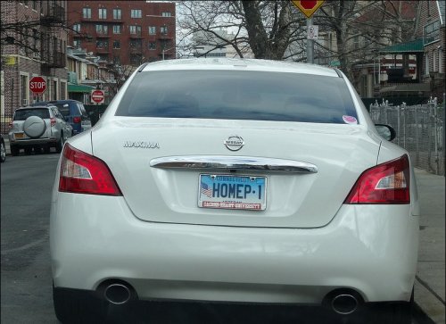 Прикольные номера на машинах русскоговорящих американцев (36 фото)