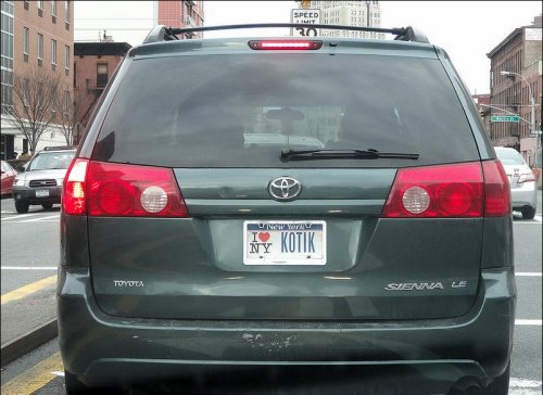 Прикольные номера на машинах русскоговорящих американцев (36 фото)