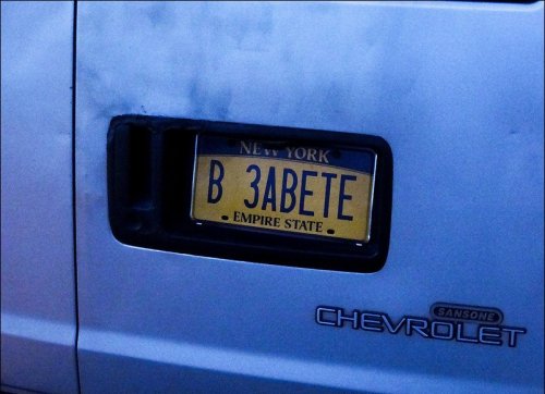 Прикольные номера на машинах русскоговорящих американцев (36 фото)