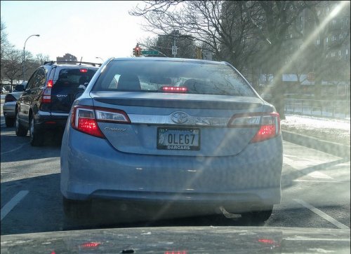 Прикольные номера на машинах русскоговорящих американцев (36 фото)