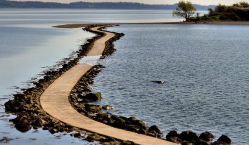 12 Интересных насыпных дорог со всего мира (31 фото)