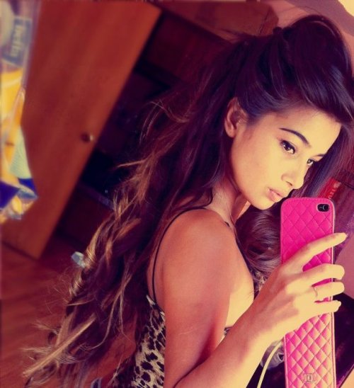 Симпатичная девушка по имени Вера Еремейчук (28 фото)