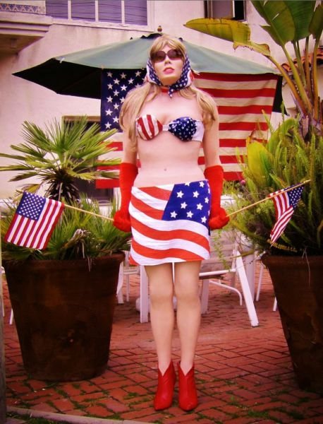 Новая странная тенденция в Европе: мужчины превращаются в женщин (22 фото) Новая странная тенденция в Европе: мужчины превращаются в женщин (22 фото)