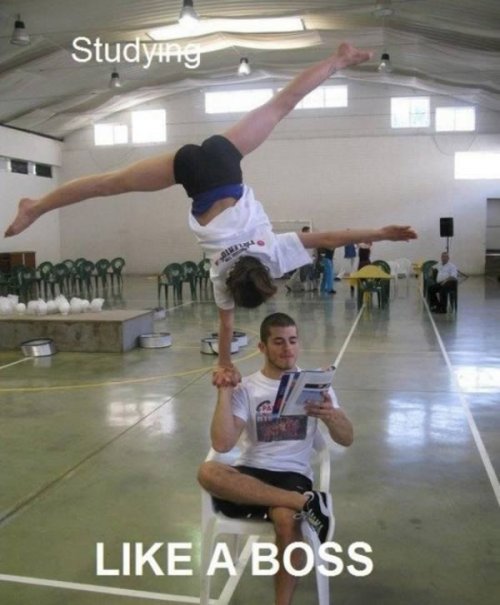 12 самых смешных фотографий людей во время учёбы