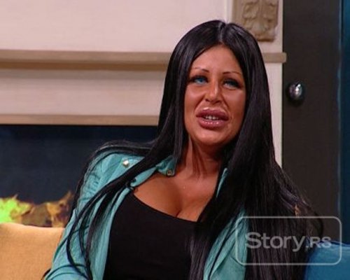 Королевы пластики и абсурда (25 фото)