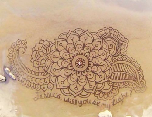 Великолепные рисунки на песке, созданные Андресом Амадором (25 фото) Великолепные рисунки на песке, созданные Андресом Амадором (25 фото)