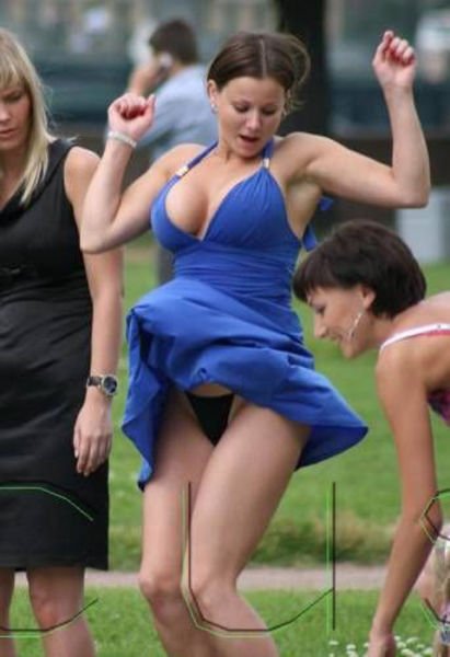 Соблазнительные девушки, которых можно встретить на улице (34 фото)