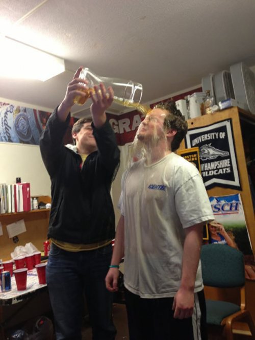 Будни и праздники американских студентов (27 фото)