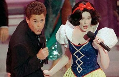 10 Самых странных моментов, случившихся на церемонии вручения премии «Оскар»