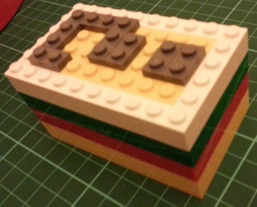  Необычный способ сделать предложение (4 фото) 