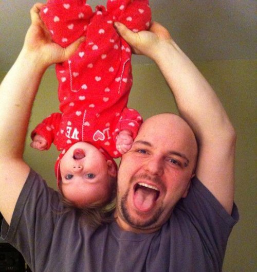 Любящие папы и их любимые дочки (27 фото)