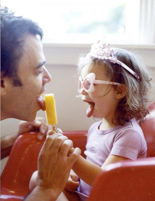 Любящие папы и их любимые дочки (27 фото)