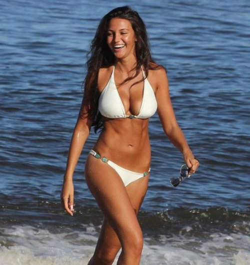 Соблазнительные девушки в бикини (30 фото)