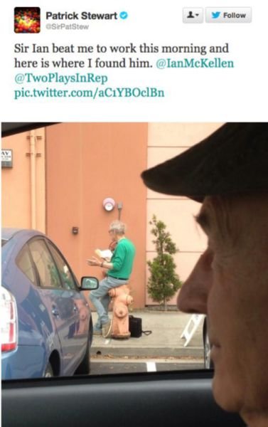 Патрик Стюарт и Иэн Маккеллен отмечают Конец Бродвейской Эры (29 фото) Патрик Стюарт и Иэн Маккеллен отмечают Конец Бродвейской Эры (29 фото)