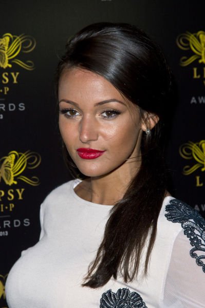 Неправдоподобные места работ звёзд до их популярности (38 фото) Неправдоподобные места работ звёзд до их популярности (38 фото)