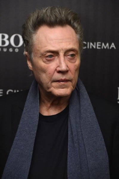 Неправдоподобные места работ звёзд до их популярности (38 фото) Неправдоподобные места работ звёзд до их популярности (38 фото)