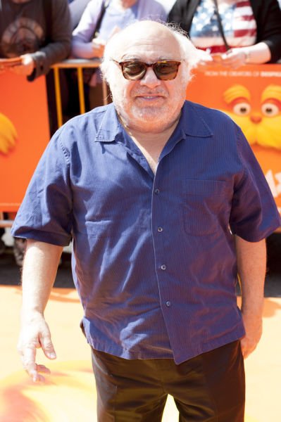 Неправдоподобные места работ звёзд до их популярности (38 фото) Неправдоподобные места работ звёзд до их популярности (38 фото)