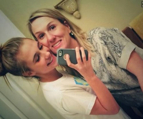 9 Самых сумасшедших историй о пристрастии к социальным сетевым сервисам