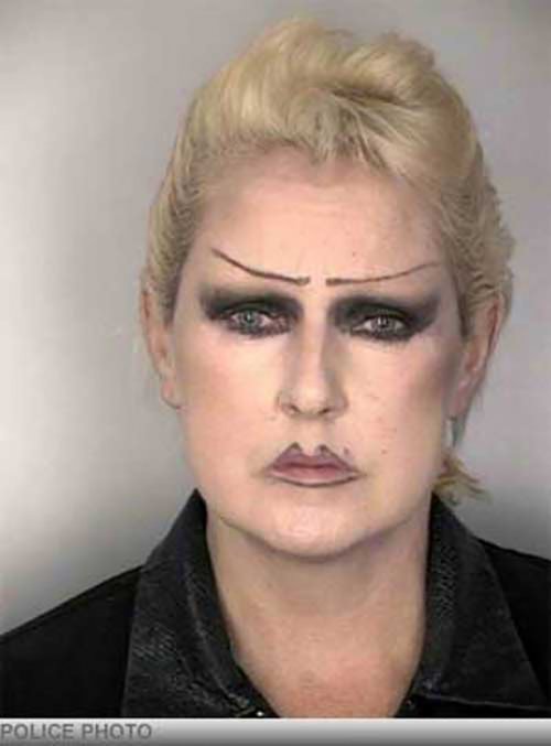 Жертвы макияжа (31 фото)