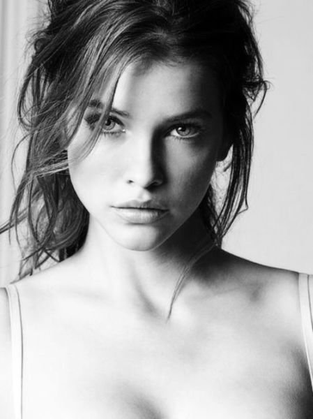 Симпатичные девушки (27 фото)