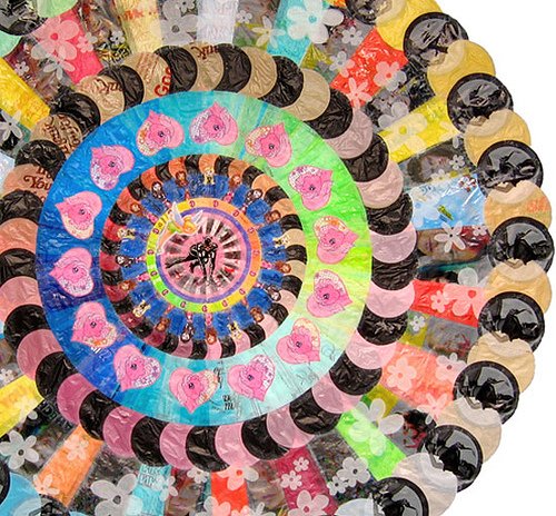 25 Уникальных художественных творений, созданных из полиэтиленовых пакетов 25 Уникальных художественных творений, созданных из полиэтиленовых пакетов